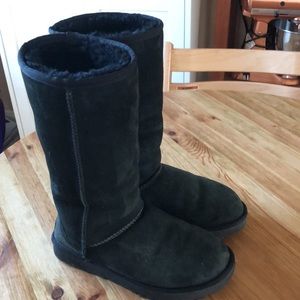 UGG Classic II Genuine Shearling Lined Tall Boot